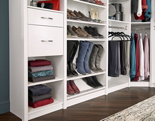 DIY an Organized Closet
